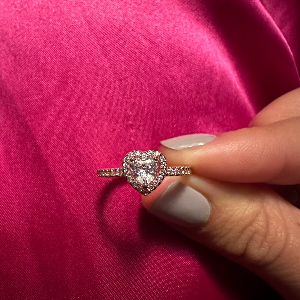 PANDORA ELEVATED HEART RING ROSE GOLD - Picture 6 of 6